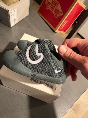 Nike Kids Slip-On Sneakers - Heathered Teal with White Swoosh
